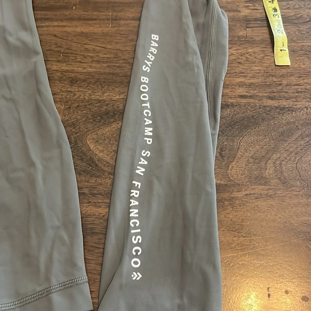 lululemon athletica sleek stylish